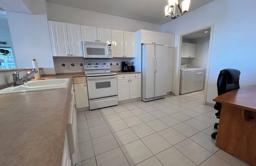 Eastern Shores Condo | 2-bedroom condo in sunny Sunny Isles Beach, 1/2 a mile from the beach