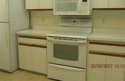Braden River Condo | 2 Bedroom Condo 225711 by Houzlet