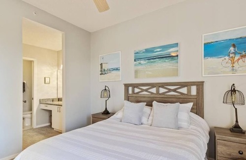 Palmer Ranch Condo | 2 Bedroom Condo 427475 by Houzlet