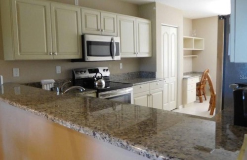 Palmer Ranch Condo | 2 Bedroom Condo 95119 by Houzlet
