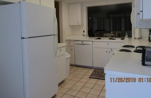 The Meadows Condo | 2 Bedroom Condo 95324 by Houzlet
