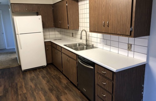 Quincy Condo | 2 Bedroom Condo above Local Gym- Close to Gorge!