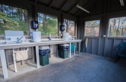 Eagle River House | 2 Bedroom Condo Duck Lake