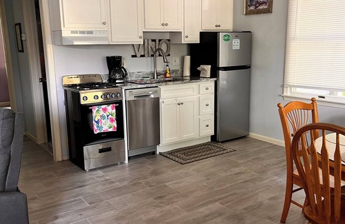 West Cape May Condo | 2-bedroom condo in fantastic West Cape May with WiFi, AC