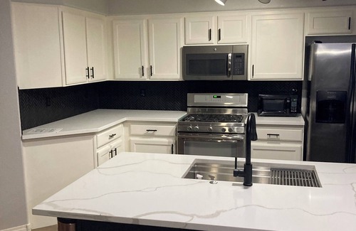 Rhodes Ranch Condo | 2 Bedroom Condo in Prime Location in Southwest Las Vegas w/Pool and Gym Access