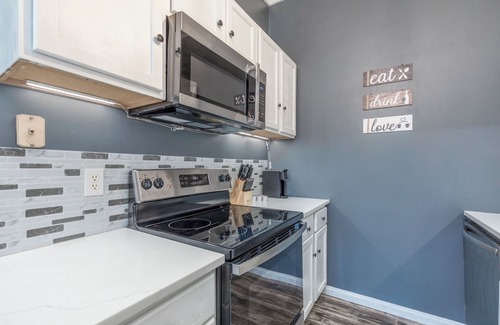 LaSalle Park Condo | 2 Bedroom Condo in Saint Louis