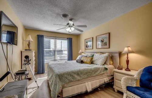 Windy Hill House | 2 Bedroom Condo - Just Blocks from the Beach! Dunes Crest A-2