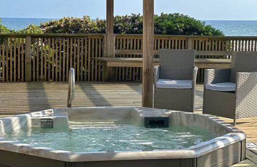 Galveston Condo | 2-bedroom condo on Galveston Seawall. Steps to the beach