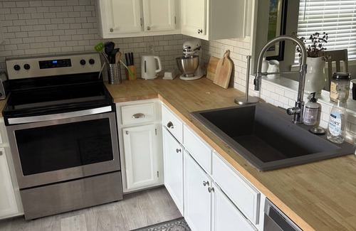 Bella Vista Condo | 2-bedroom condo on Dogwood Golf Course/OZ Mountain Bike Trails accessible