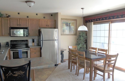 Eagle River Condo | 2 Bedroom Condo on Duck Lake in Eagle River