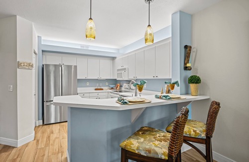 Bonita Springs Condo | 2-bedroom condo in The Brooks, 5 pools, fitness ctr, reciprocal golf Sept/Oct