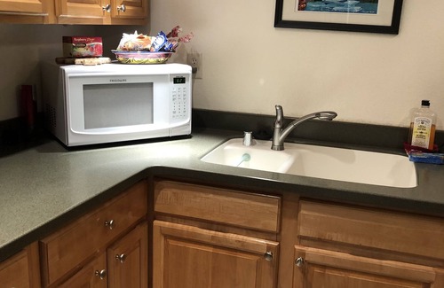 Alyeska Condo | 2 Bedroom Condo With Roof Top Deck