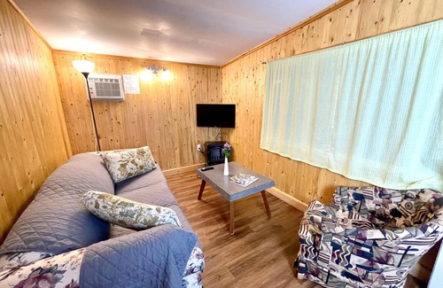 Bobcaygeon House | 2-Bedroom Cottage #9 - Ambleside