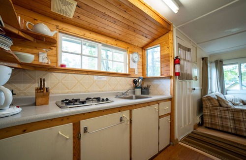 Gravenhurst Cabin | 2-Bedroom Cottage #4 - Monterey Pine