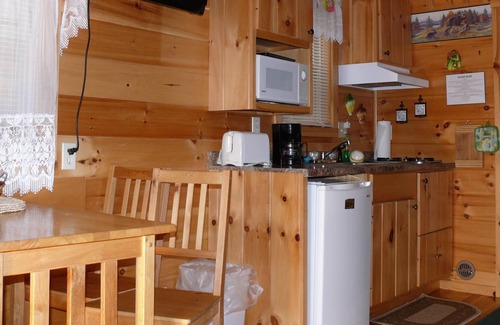 Long Lake Cottage | 2 Bedroom Cottage, sleeps 4