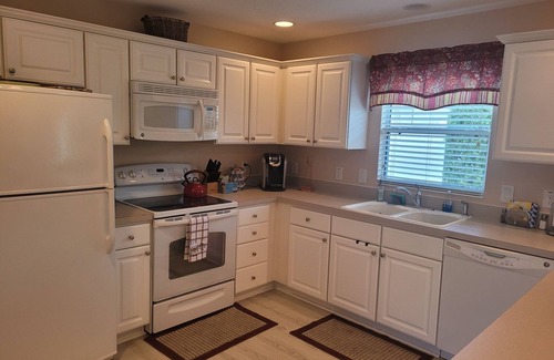 Pennecamp Villa | 2 bedroom Courtyard Villa in the heart of the Villages - Pennecamp