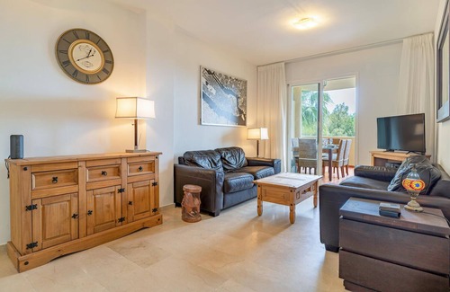 Puerto de la Duquesa Apartment | 2 bedroom cozy apartment in Manilva