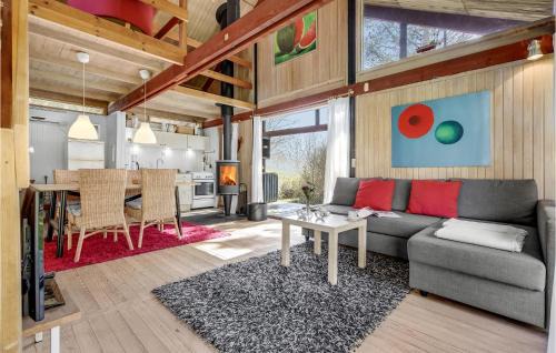 Dronningmolle House | 2 Bedroom Cozy Home In Dronningmølle
