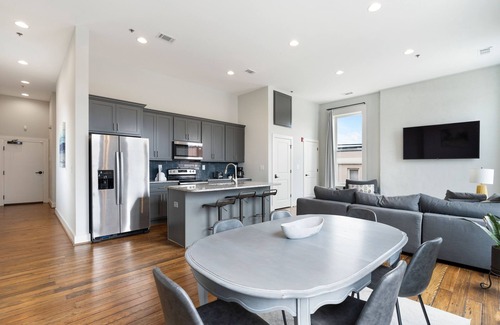 Cartersville Apartment | 2 Bedroom Downtown Cartersville Loft 2