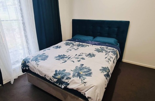 Slacks Creek House | 2 Bedroom Entire Unit