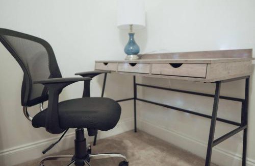 Arsenal Hill House | 2 Bedroom Escape - Downtown