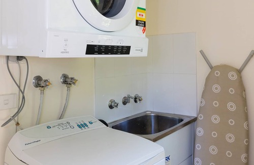Eastwood Apartment | 2 bedroom executive furnished Apartments accommodation