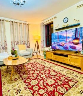 Belle Vue Apartment | 2 Bedroom Flat in Ardwick Manchester