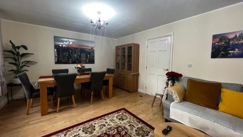 Belle Vue Apartment | 2 Bedroom Flat in Ardwick Manchester