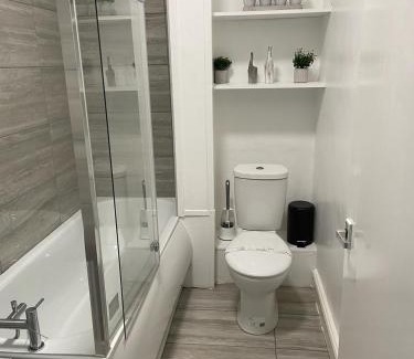 Highbury West Apartment | 2 Bedroom Flat in London