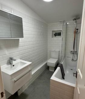 Stoke Newington Apartment | 2 Bedroom Flat in Stoke Newington