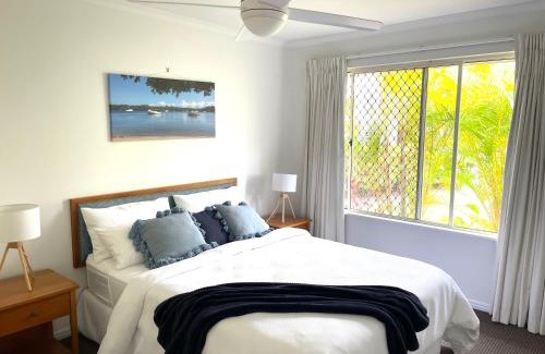 Noosaville Apartment | 2 Bedroom Ground Level Villa in Tropical 4* Resort