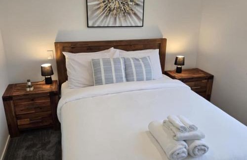 Henderson House | 2 Bedroom Haven in Sunnyvale