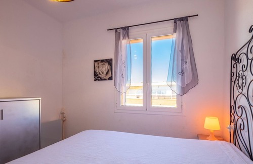 Els Griells Apartment | 2 Bedroom holiday apartment rental in L'Estartit, Costa Brava