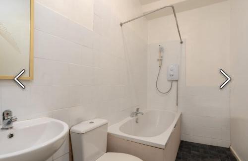 Burnley Apartment | 2 Bedroom House Burnley Centre!