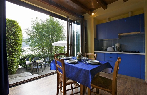 Cannobio House | 2 bedroom house in a popular resort with private beach