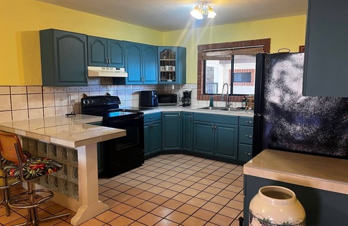 San Felipe House | 2-bedroom house w/bonus bunkhouse in sunny San Felipe w/WiFi, AC, & more!
