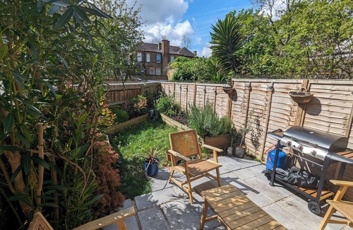 Lambeth House | 2 bedroom house with garden in Brixton