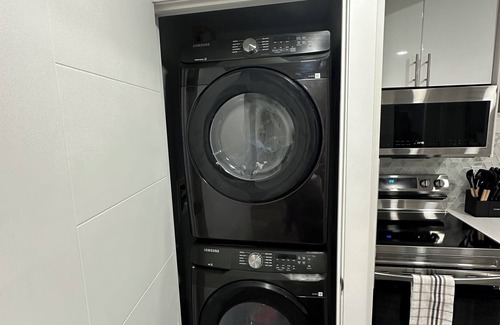West Edmonton House | 2 Bedroom luxury basement suite near West Edmonton mall