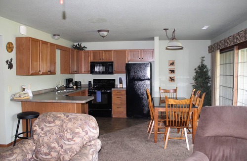 Eagle River Condo | 2 bedroom Lynx Lake condo in Eagle River WI
