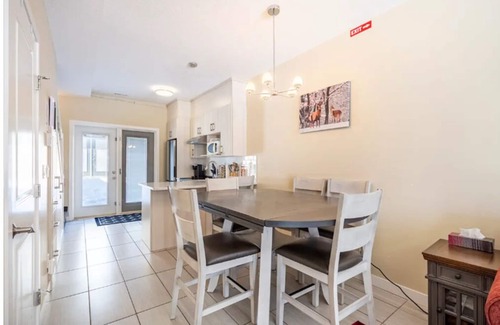 Harvie Heights House | 2 bedroom Mountain View Suite Getaway, right at the gate of Banff National Park.