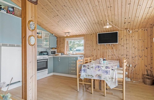 Oster Hurup House | 2 bedroom nice home in Hadsund