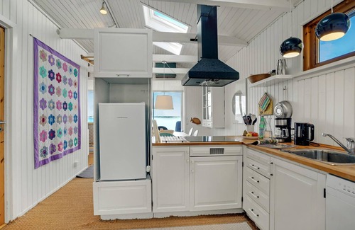 Ronbjerg House | 2 bedroom nice home in Roslev