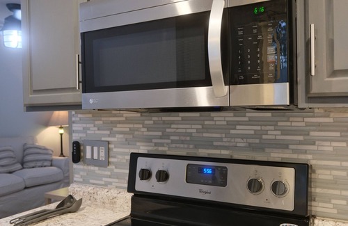 Albuquerque House | 2 bedroom North Valley Home with private backyard and trail access