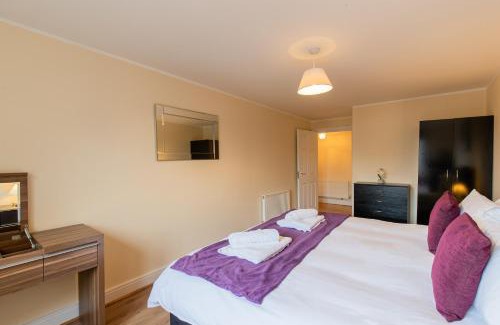 Hoddesdon Apartment | 2 Bedroom Penthouse, Clockhouse, Hoddessdon