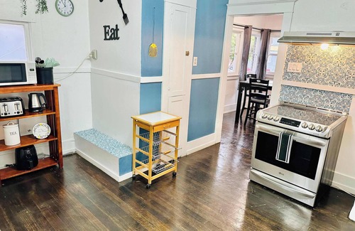Downtown Reno House | 2-Bedroom/Pet OK/Sleeps6/3TVs