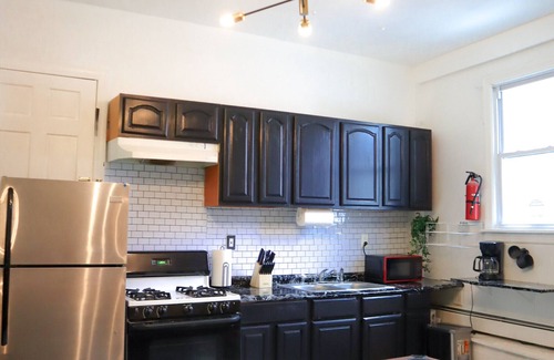 Paterson Apartment | 2-bedroom/Pool table/Ping Pong /Near NYC