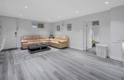 Hastings House | 2 Bedroom private basement suite.Newly renovated.