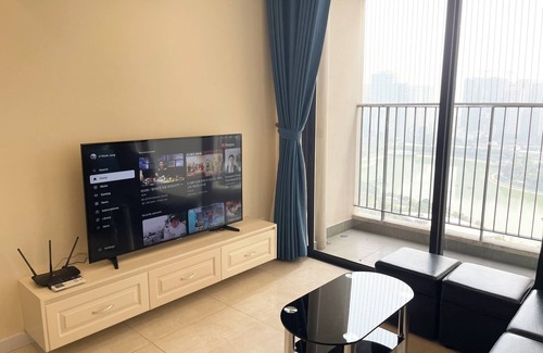 Thanh Xuan Apartment | 2-Bedroom Residence at Vinhomes D’Capitale | Modern & Clean