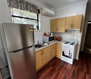 Baulkham Hills House | 2 bedroom retreat with Swimming Pool