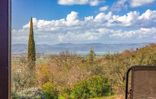 Paciano Apartment | 2 Bedroom Stunning Apartment In Paciano